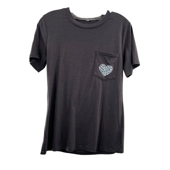 C Tops - C Women's Short Sleeve Heart Pocket T-Shirt Black/White Size Small